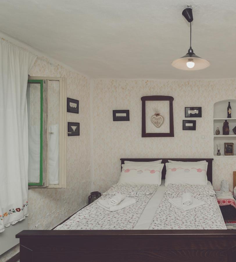 Ribarska Kuca - Ilok ,Tradicijska Kuca-Sobe Apartment Luaran gambar
